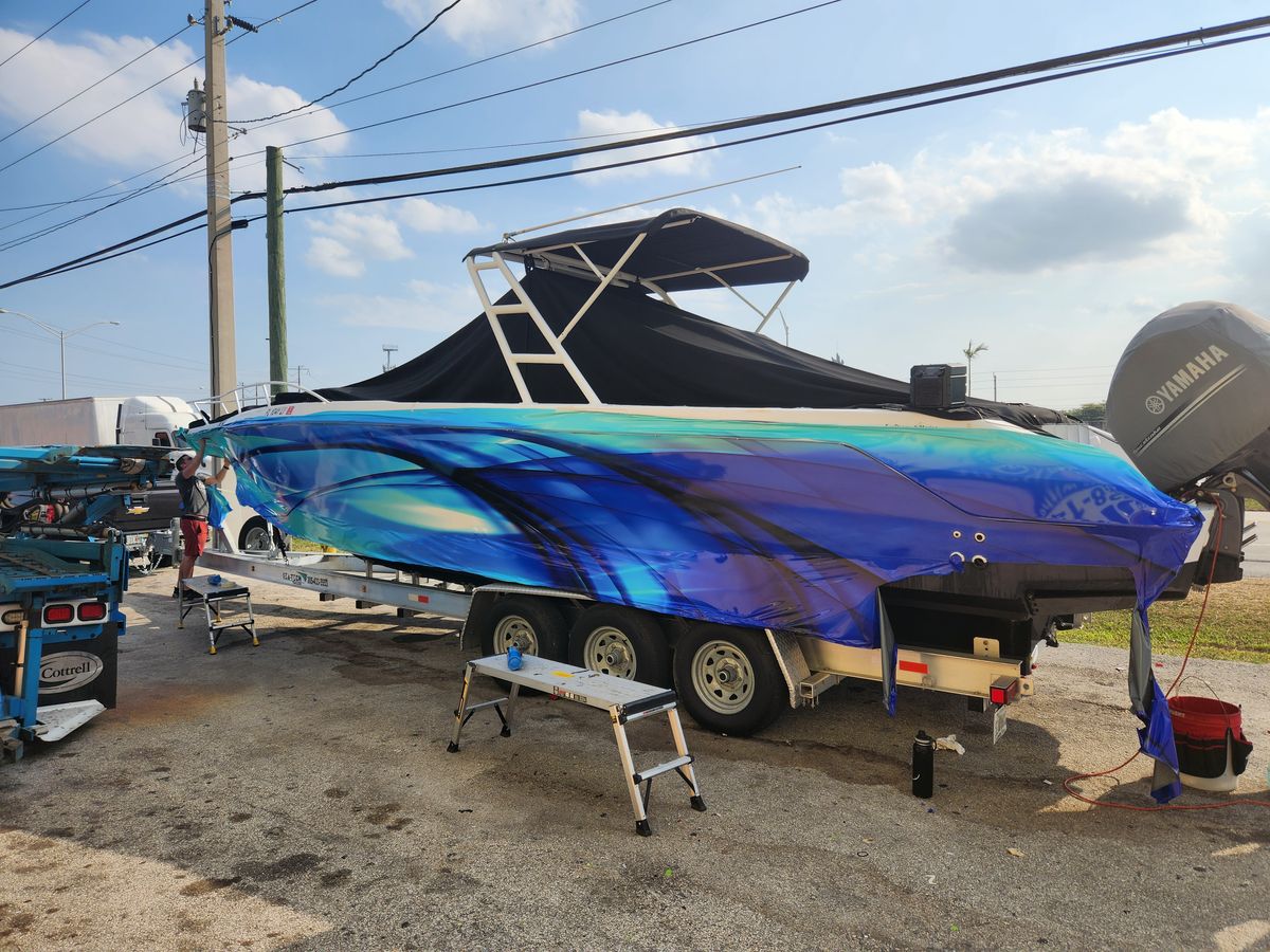 Offshore Center Console — Boat & Marine Wraps by Brazilian Signs
